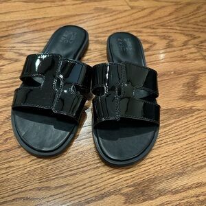 Naturalizer Black Patent Slide Sandals